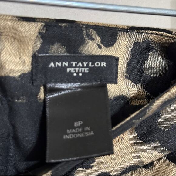 Ann Taylor Maven Jacquard Leopard Pencil Skirt Black Gold Size 8P - Picture 6 of 7